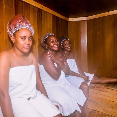Vose Hotel & Spa Dar Es Salaam Esterno foto