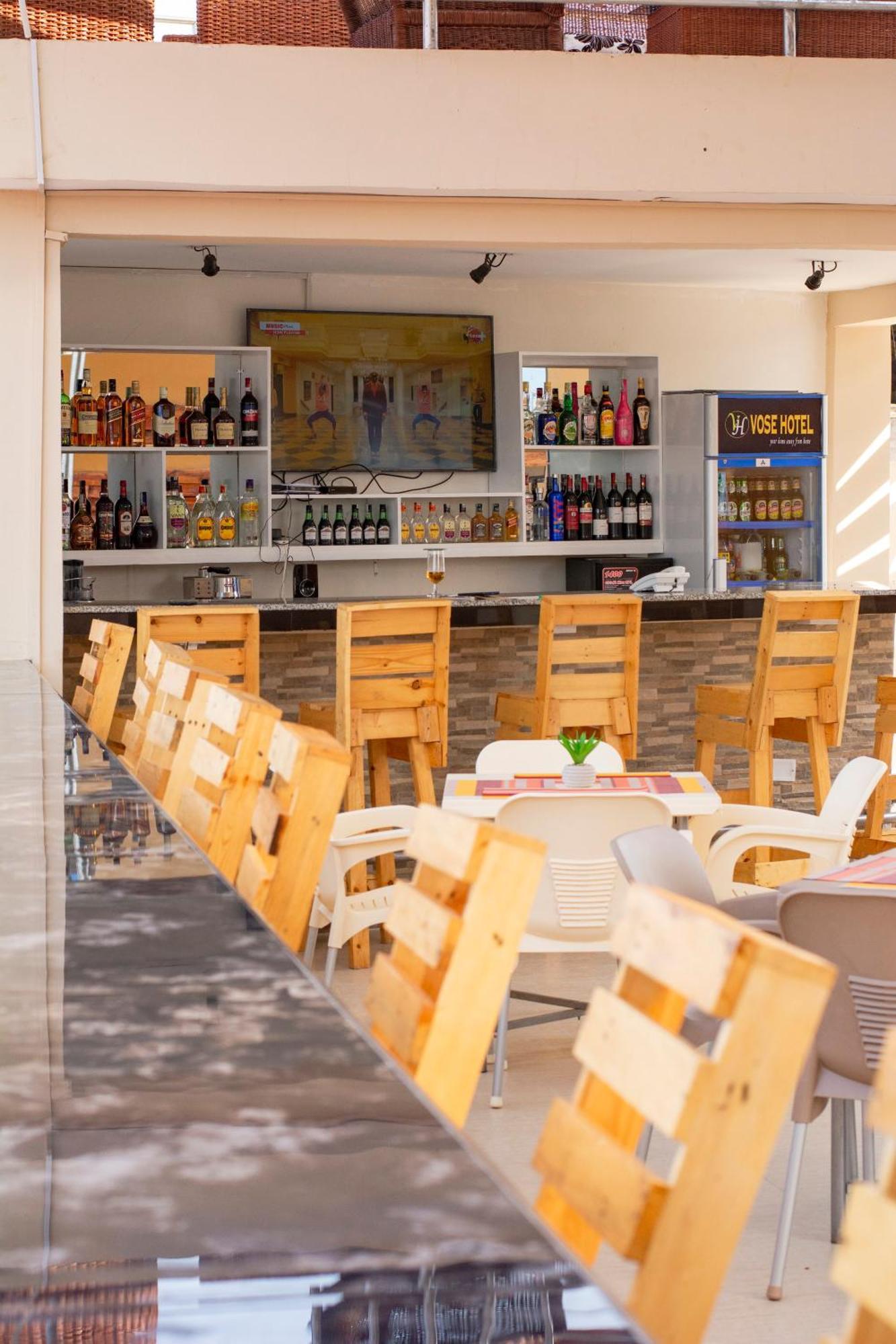 Vose Hotel & Spa Dar Es Salaam Esterno foto