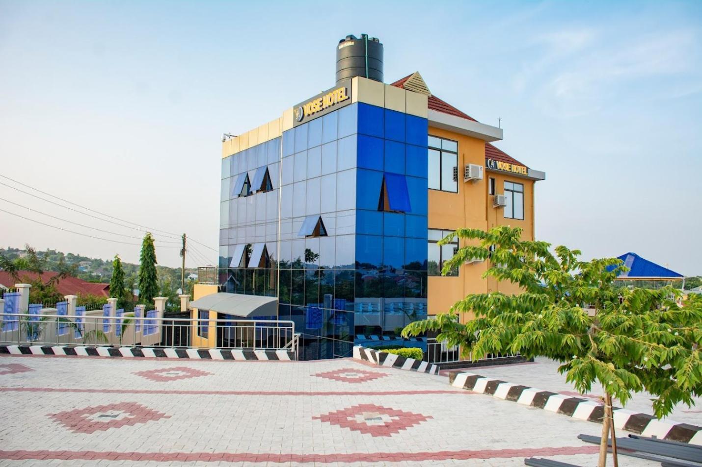 Vose Hotel & Spa Dar Es Salaam Esterno foto