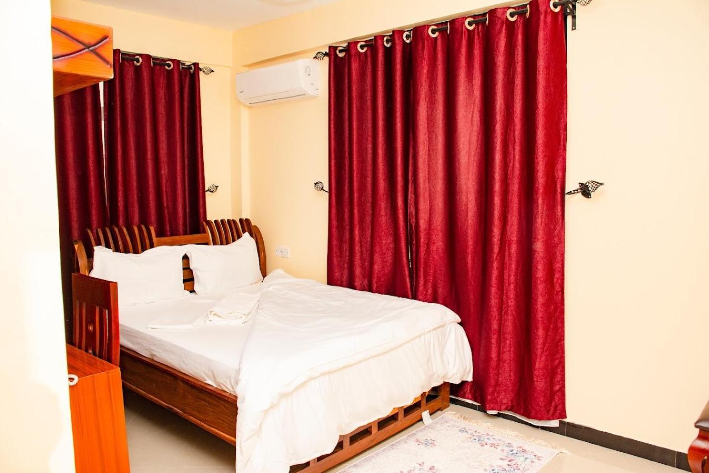 Vose Hotel & Spa Dar Es Salaam Esterno foto